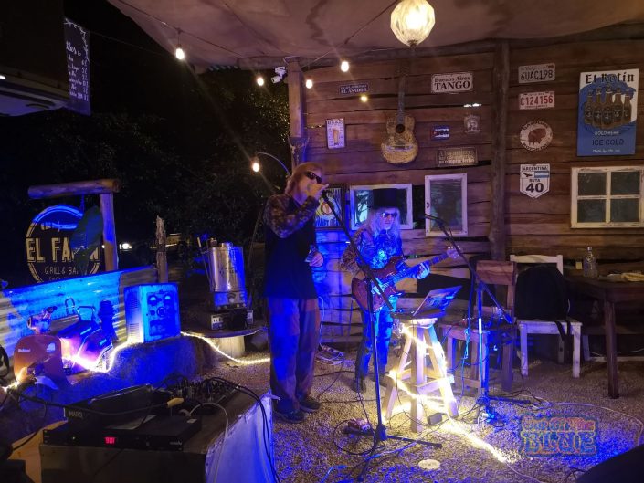 2019-05-25 Out Of The Blue El Facon Santa Teresa Costa Rica (4)