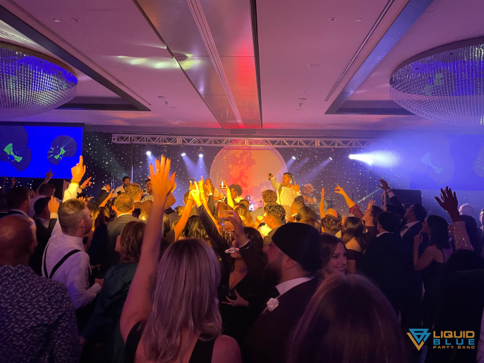 2021-12-10-Liquid-Blue-Band-Toronto-Canada-Hotel-X-NGPH (28) 2021-12-10-Liquid-Blue-Band-Toronto-Canada-Hotel-X-NGPH (28)